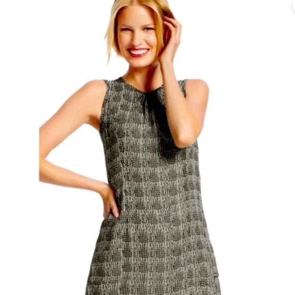CAbi Sleeveless Semi Sheer Chloe Tunic Tank Top Size Medium Style 608